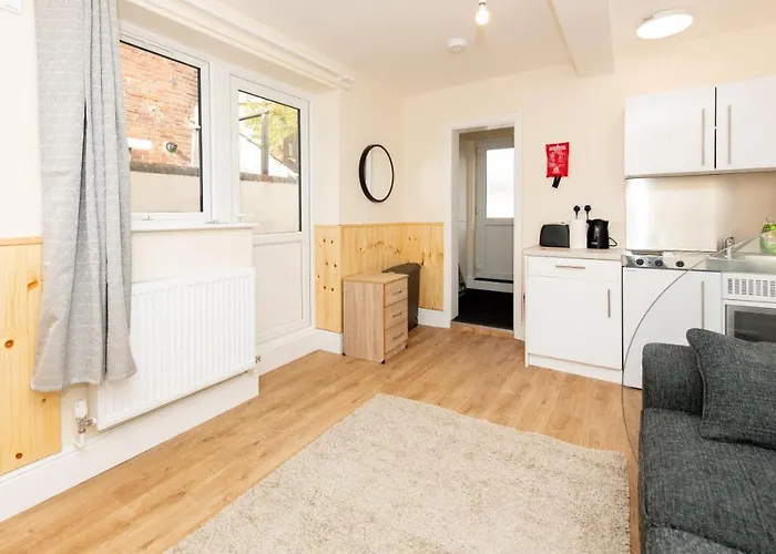 Luxury Shirley Apartments Close To Solent Uni And Southampton Central Train Station