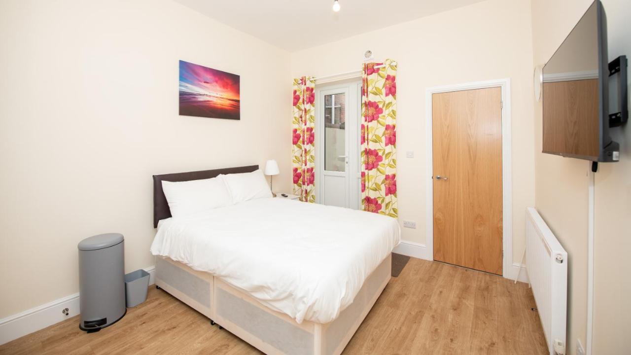 Luxury Shirley Close To Solent Uni And Train Station Apartment