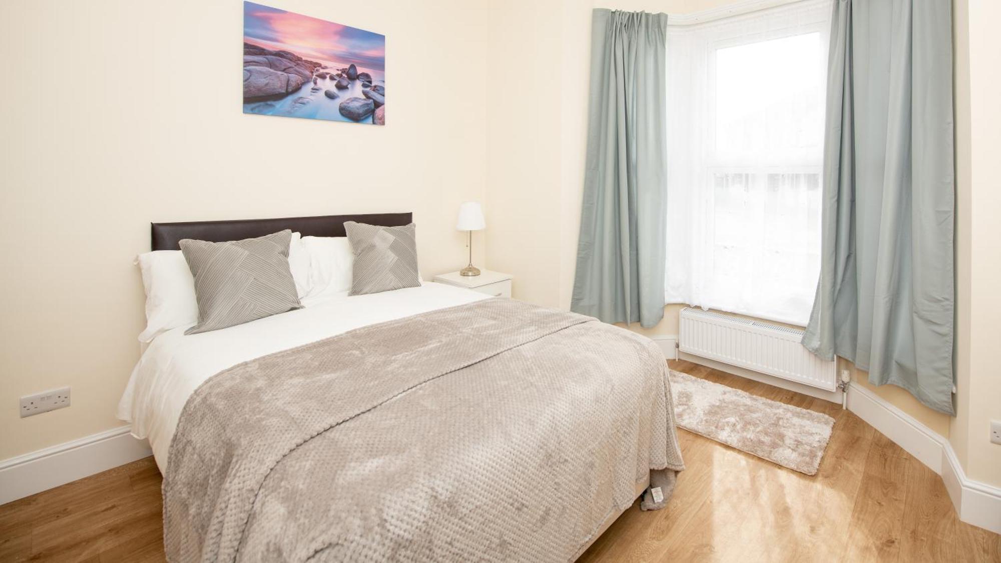 Luxury Shirley Close To Solent Uni And Train Station Apartment